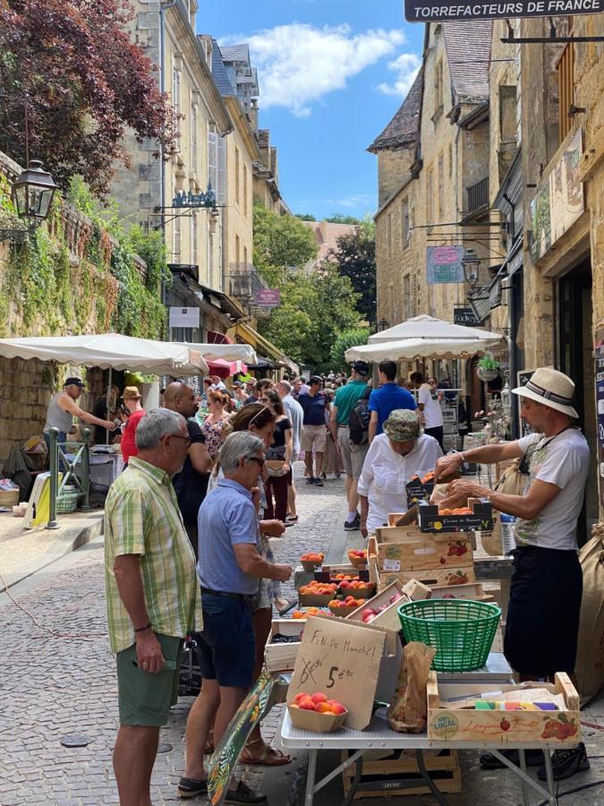 Ferienwohnung Les Flamboyants Sarlat Exterior foto
